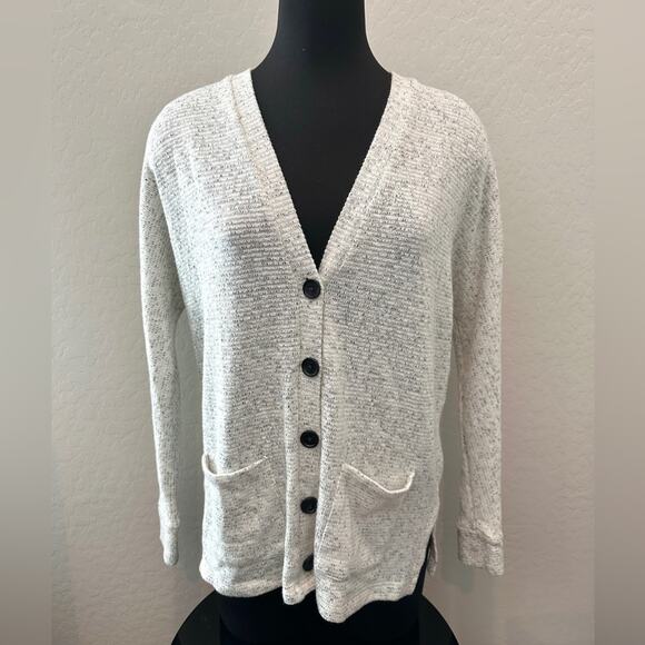 AMERICAN EAGLE | Gray Button Front Cardigan Sweater Pockets Soft Knit | Small - Picture 2 of 7